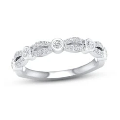 Diamond Anniversary Ring 1/4 Ct Tw 10K White Gold