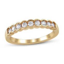 Diamond Anniversary Ring 1/3 Ct Tw In 14K Yellow Gold