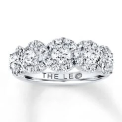 THE LEO Diamond Ring 1-1/2 Ct Tw Round-cut 14K White Gold