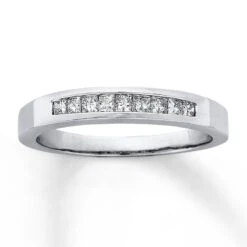 Previously Owned Band 1/4 Ct Tw Princess-cut Diamonds 14K White Gold