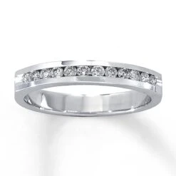 Previously Owned Diamond Anniversary Band 1/4 Ct Tw Round-cut 14K White Gold